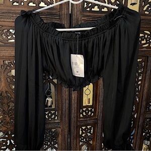 Black crop top long lantern sleeves from Forever 21 Medium NWT